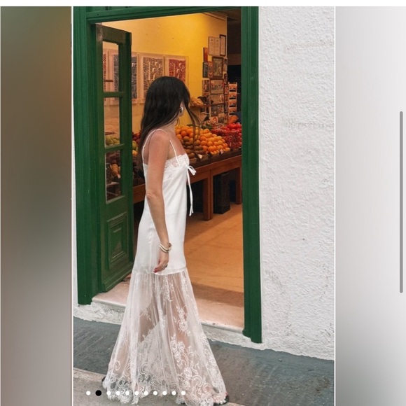 Show Me Your Mumu Celine Dress in Ivory - Picture 3 of 10